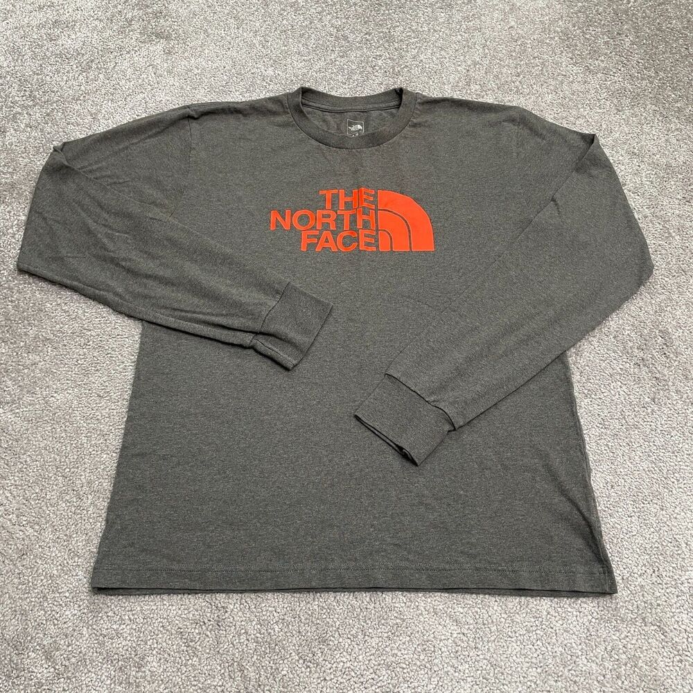 The North Face Graphic Crew Neck T-Shirt Mens Small Gray Long Sleeve Casual Tee